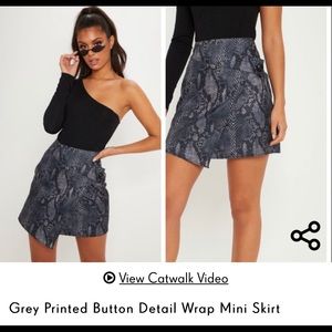 <<SOLD>> NWT PLT grey Snakeskin print wrap skirt